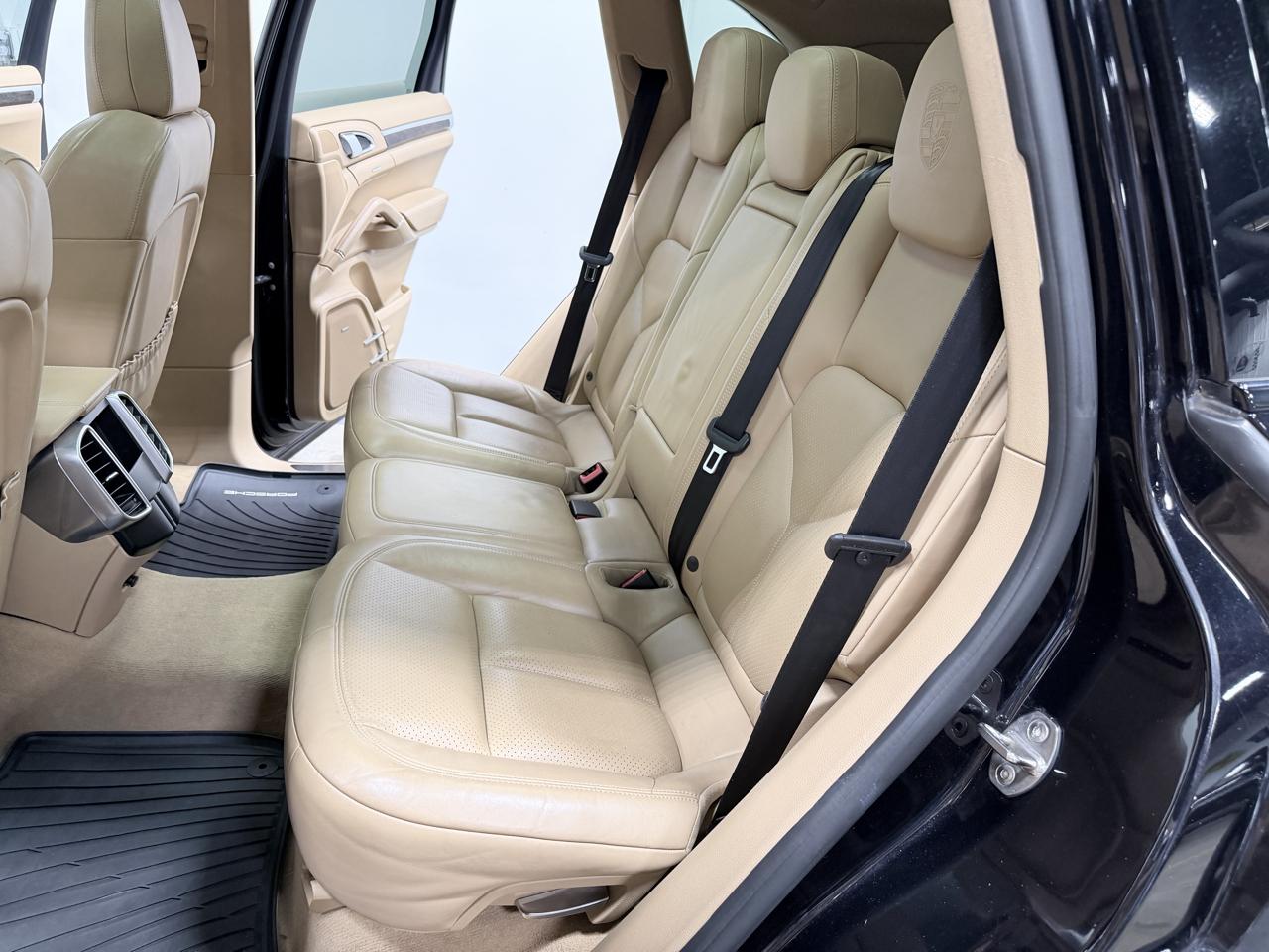 Porsche Cayenne AWD 2017