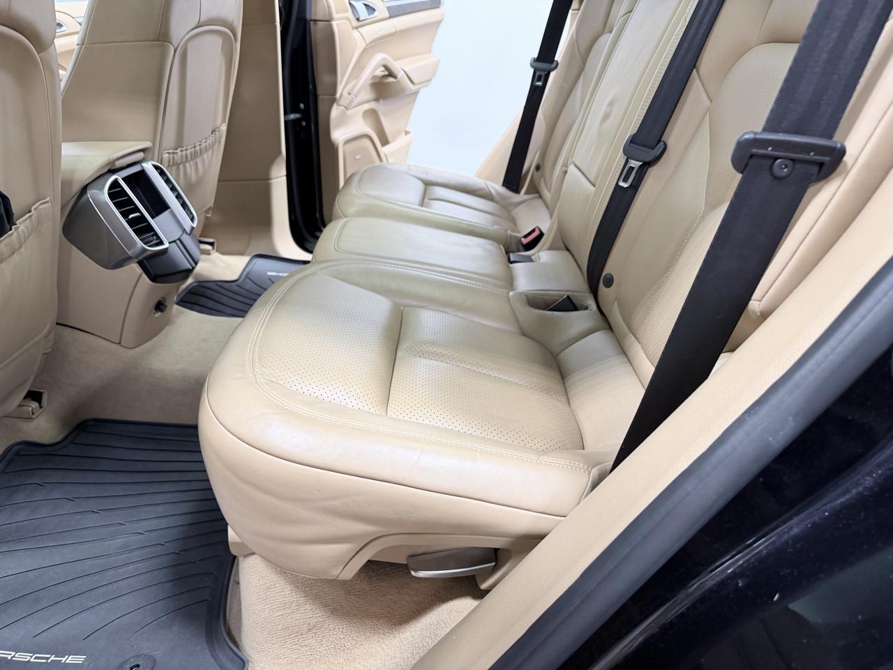 Porsche Cayenne AWD 2017