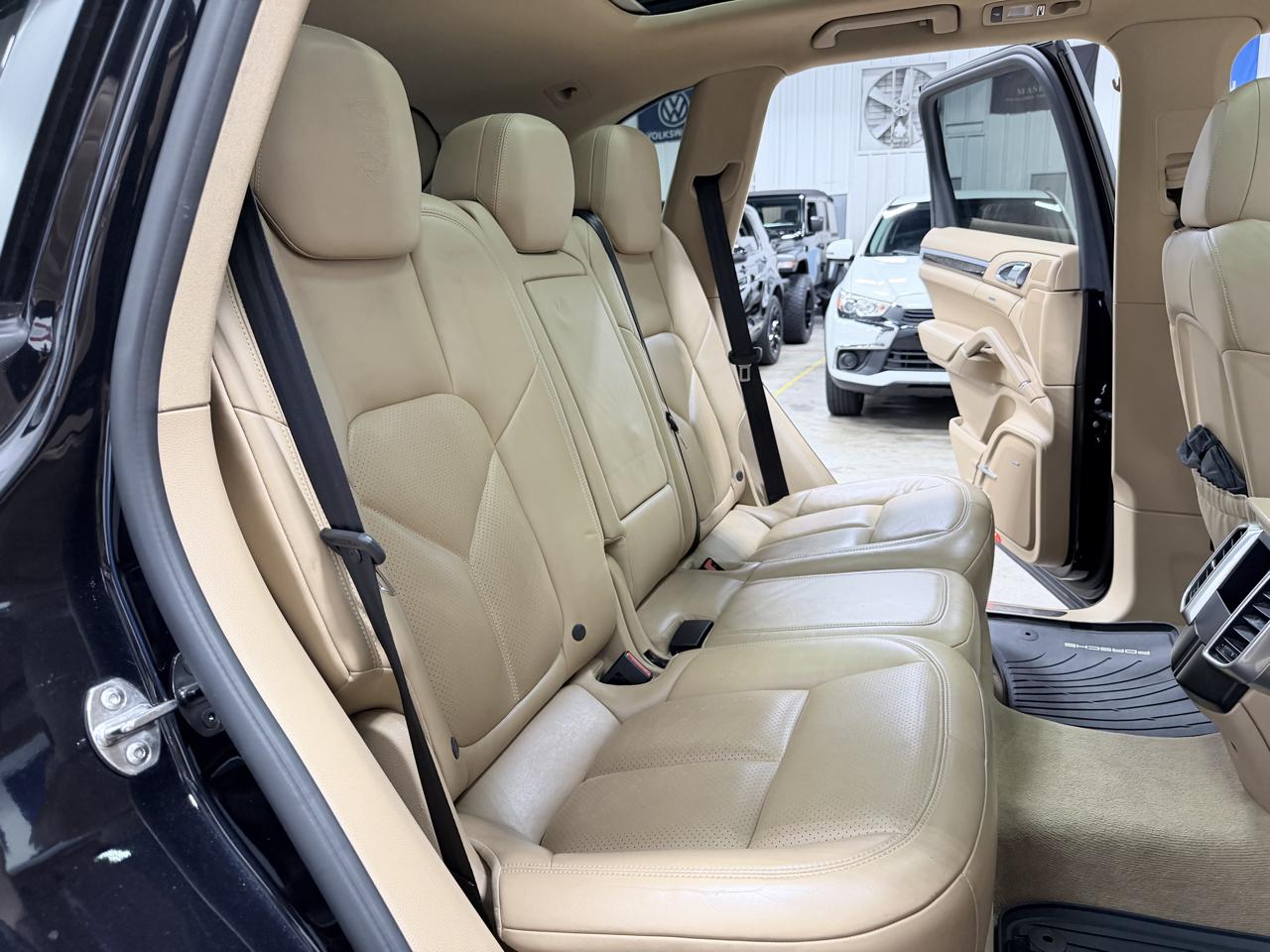 Porsche Cayenne AWD 2017