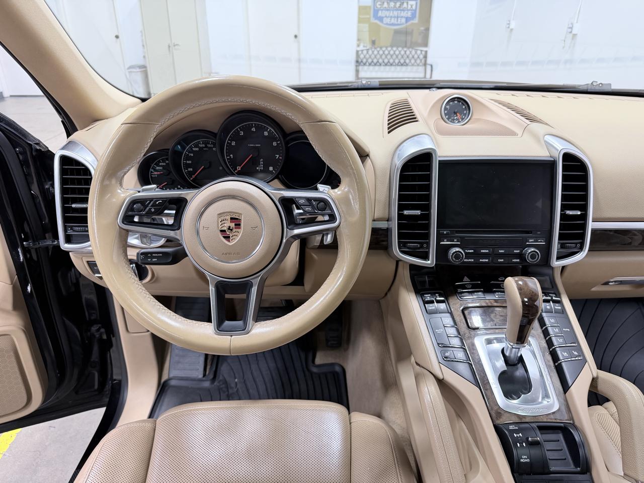Porsche Cayenne AWD 2017