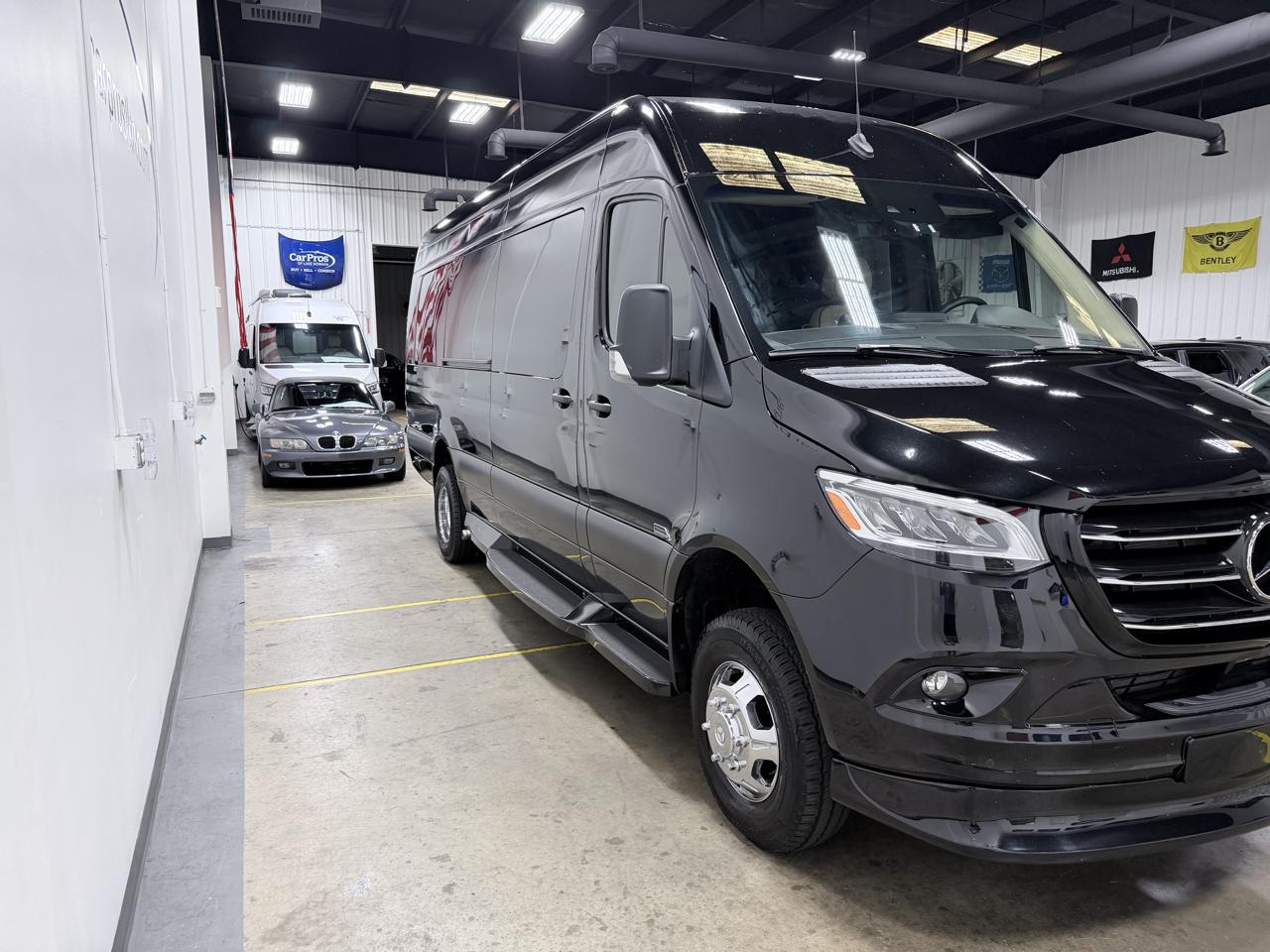 Mercedes-Benz Sprinter Passenger Van  2023