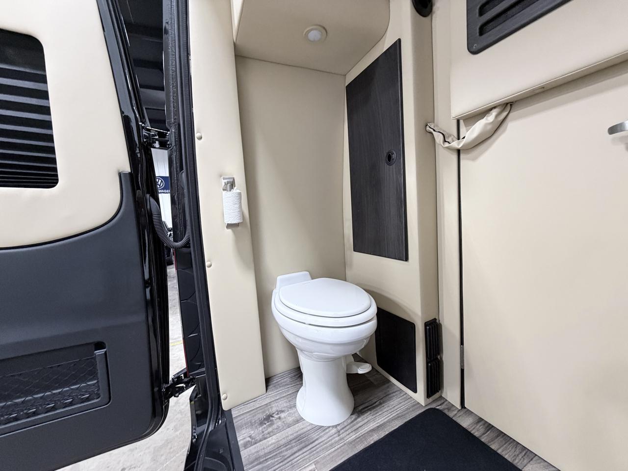 Mercedes-Benz Sprinter Passenger Van  2023