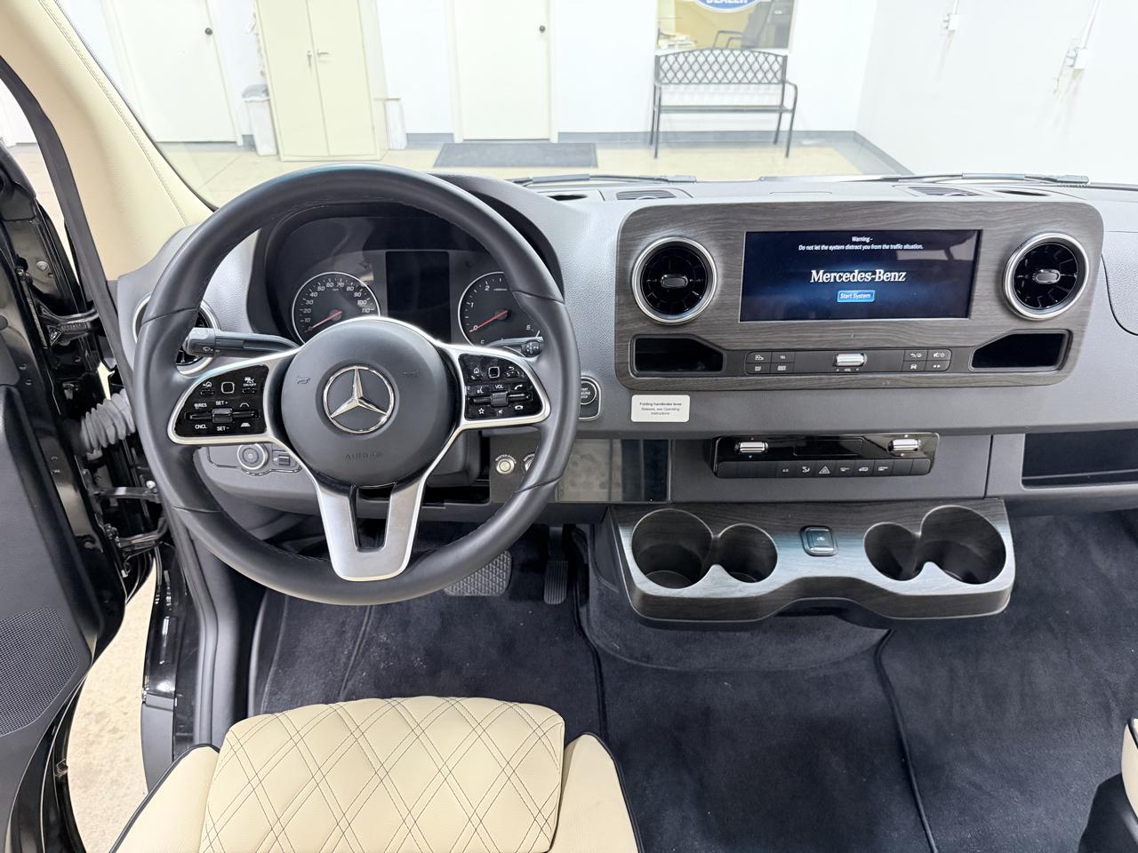 Mercedes-Benz Sprinter Passenger Van  2023
