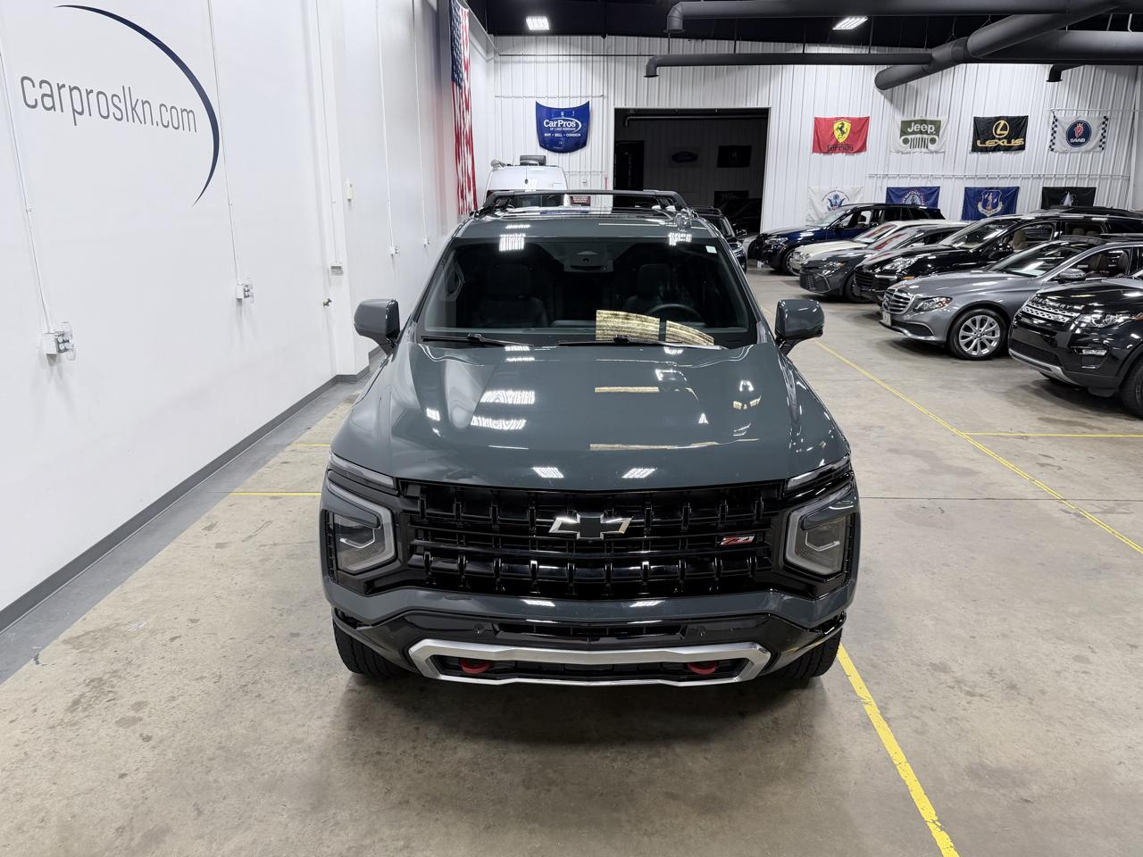 Chevrolet Suburban 4WD 4dr Z71 2025
