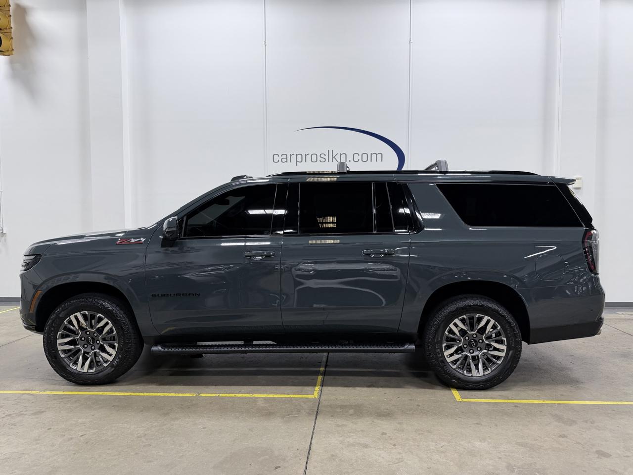 Chevrolet Suburban 4WD 4dr Z71 2025