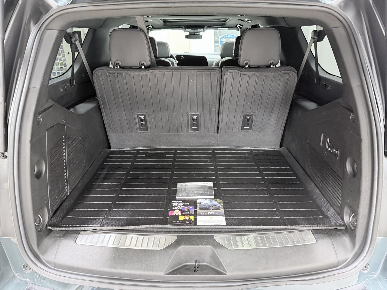 Chevrolet Suburban 4WD 4dr Z71 2025