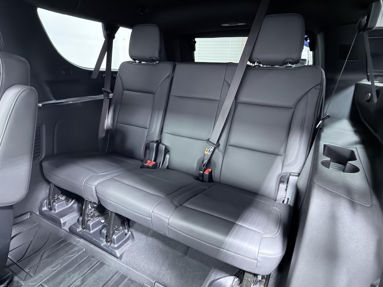 Chevrolet Suburban 4WD 4dr Z71 2025