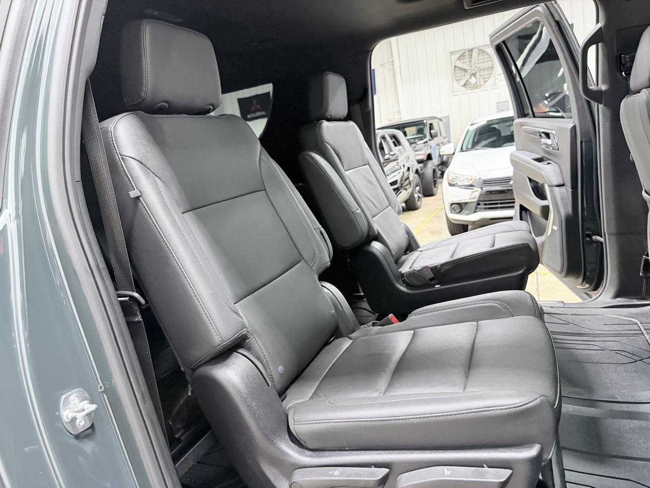 Chevrolet Suburban 4WD 4dr Z71 2025