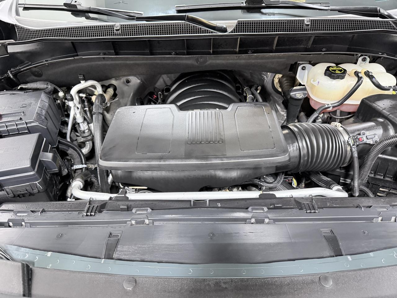 Chevrolet Suburban 4WD 4dr Z71 2025