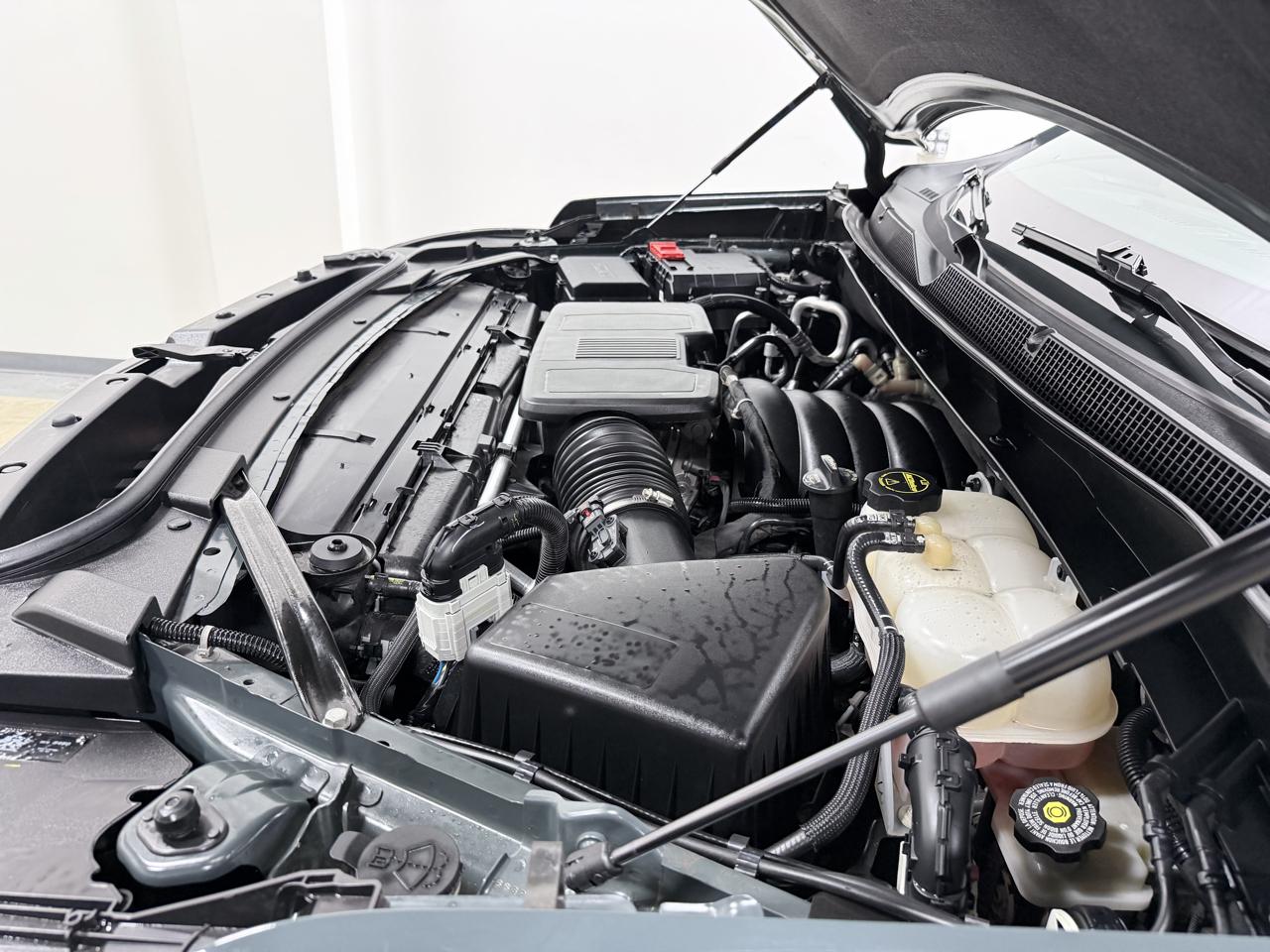 Chevrolet Suburban 4WD 4dr Z71 2025