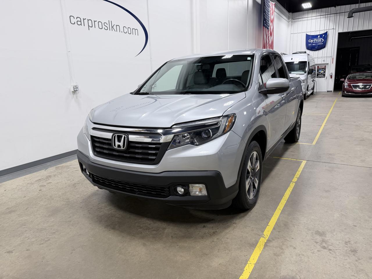 Honda Ridgeline RTL-T 4x4 Crew Cab 5.3' Bed 2017