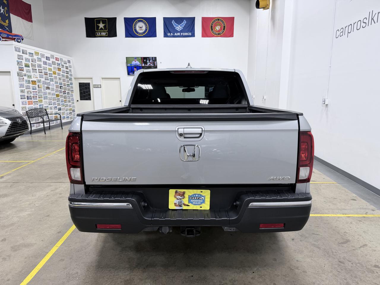 Honda Ridgeline RTL-T 4x4 Crew Cab 5.3' Bed 2017