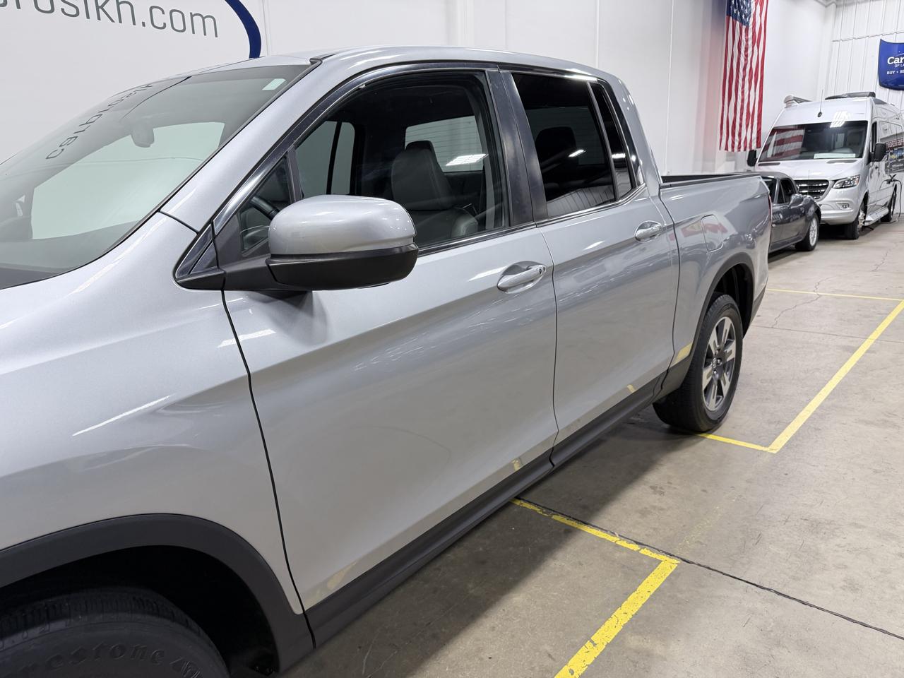 Honda Ridgeline RTL-T 4x4 Crew Cab 5.3' Bed 2017
