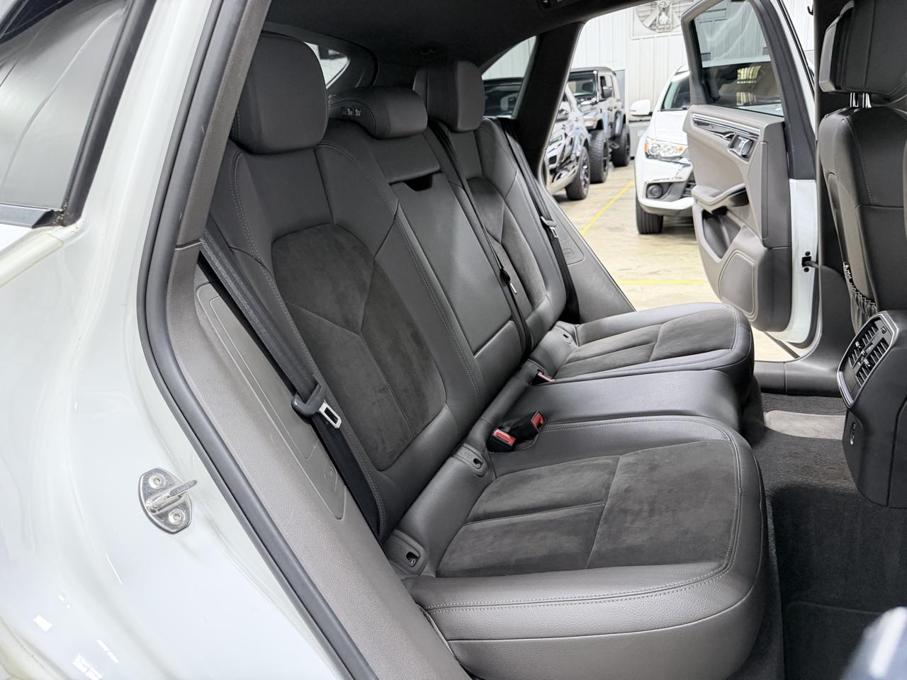 Porsche Macan AWD 2018