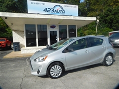2016 Toyota Prius c  2016 Toyota Prius c