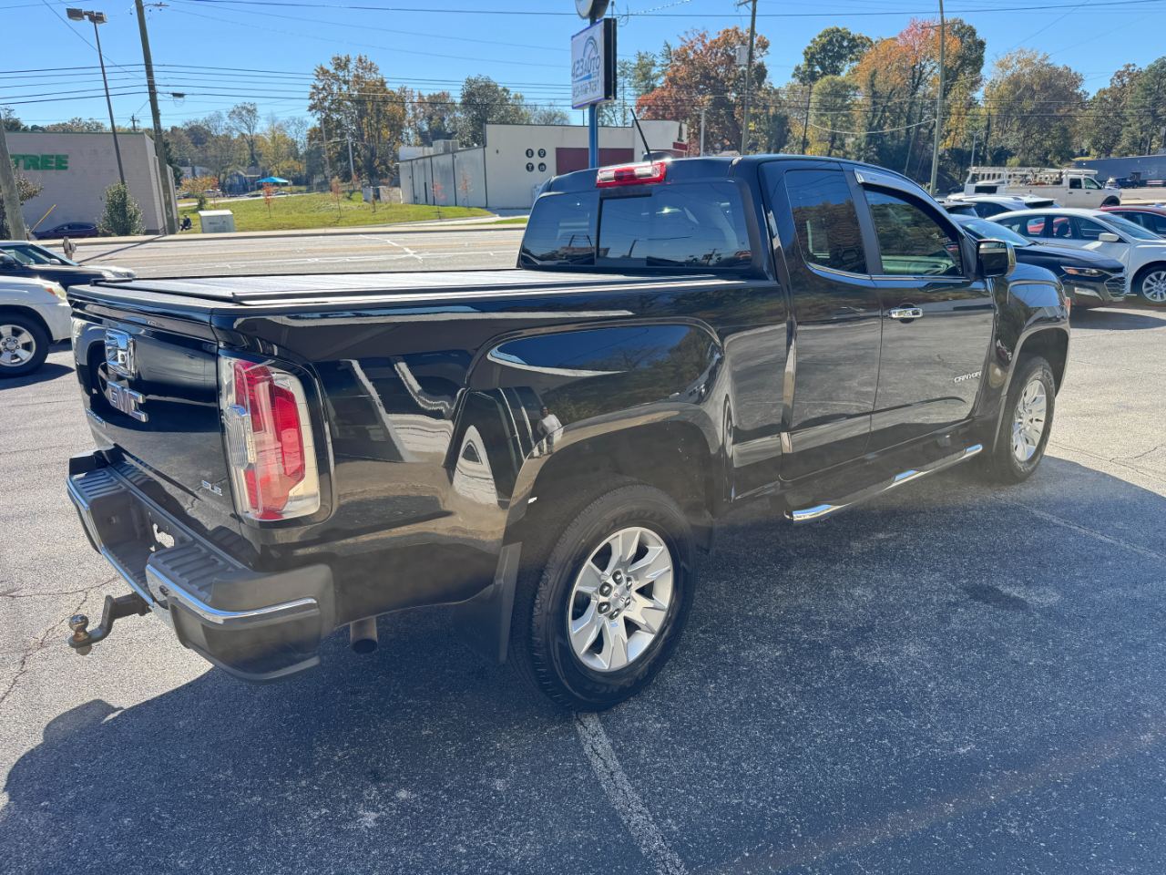 2017 Gmc Canyon SLE photo 2