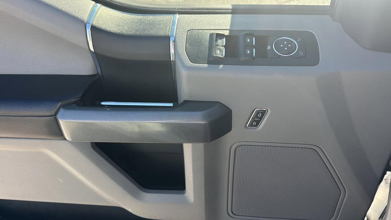 Ford F-150 photo 9
