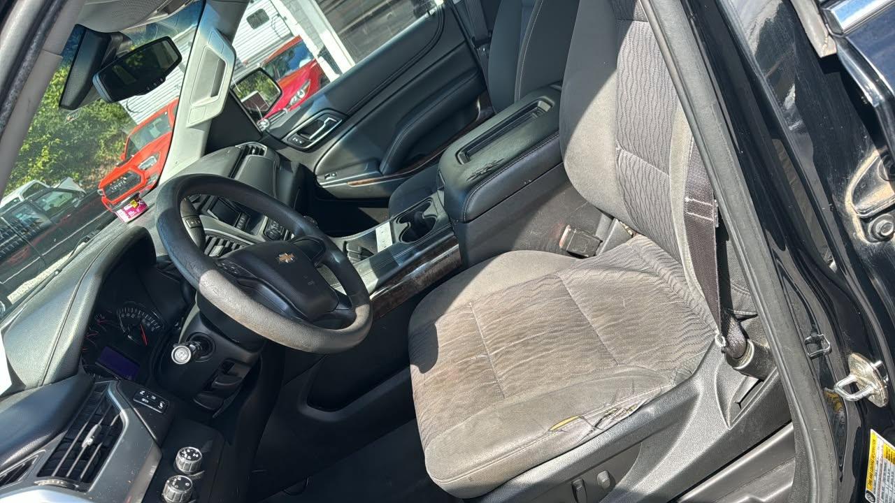 Chevrolet Tahoe photo 7