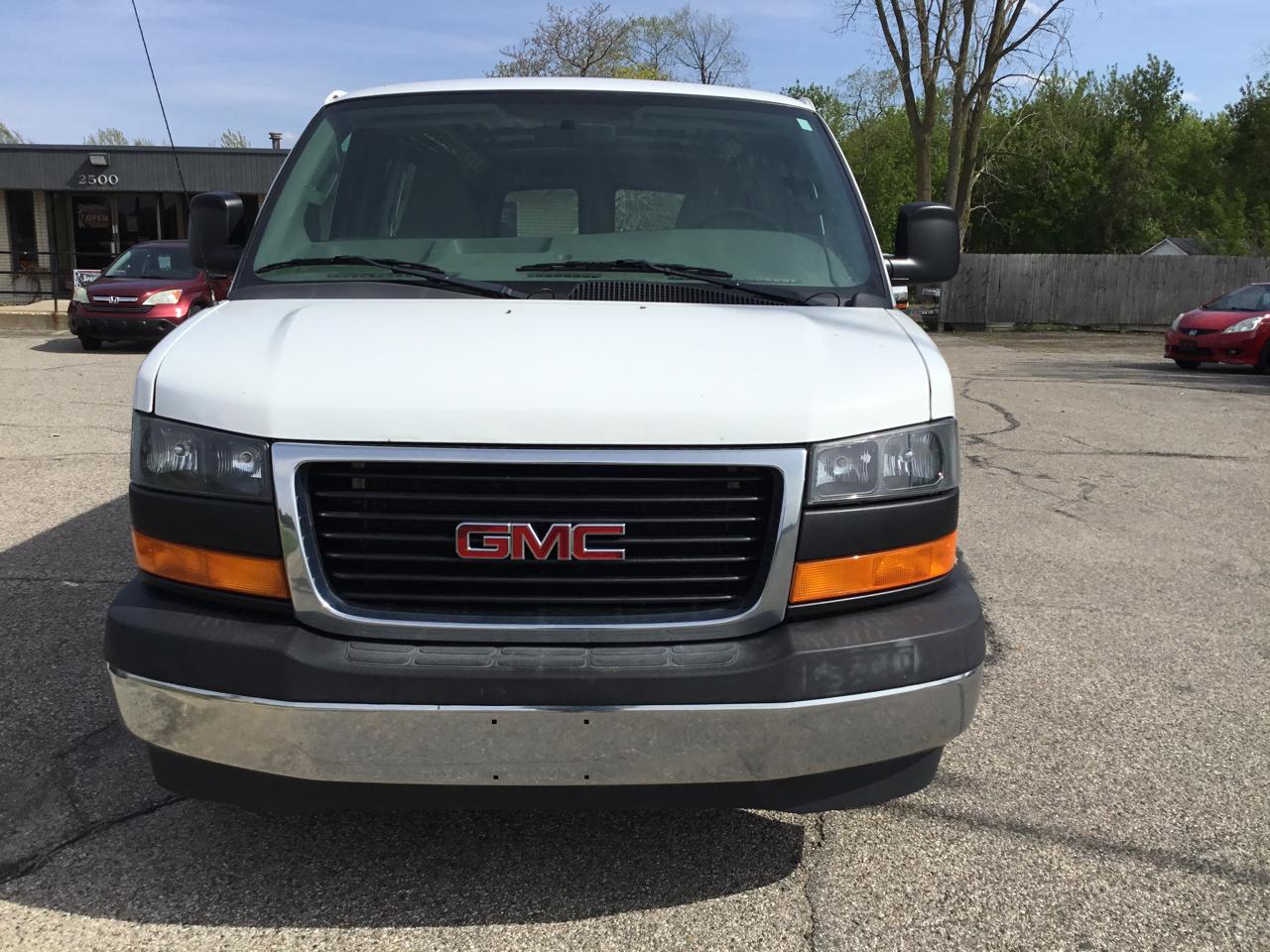GMC Savana  2017