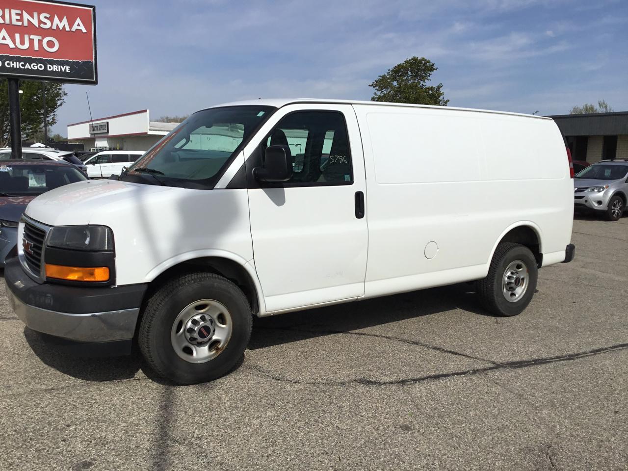 GMC Savana  2017