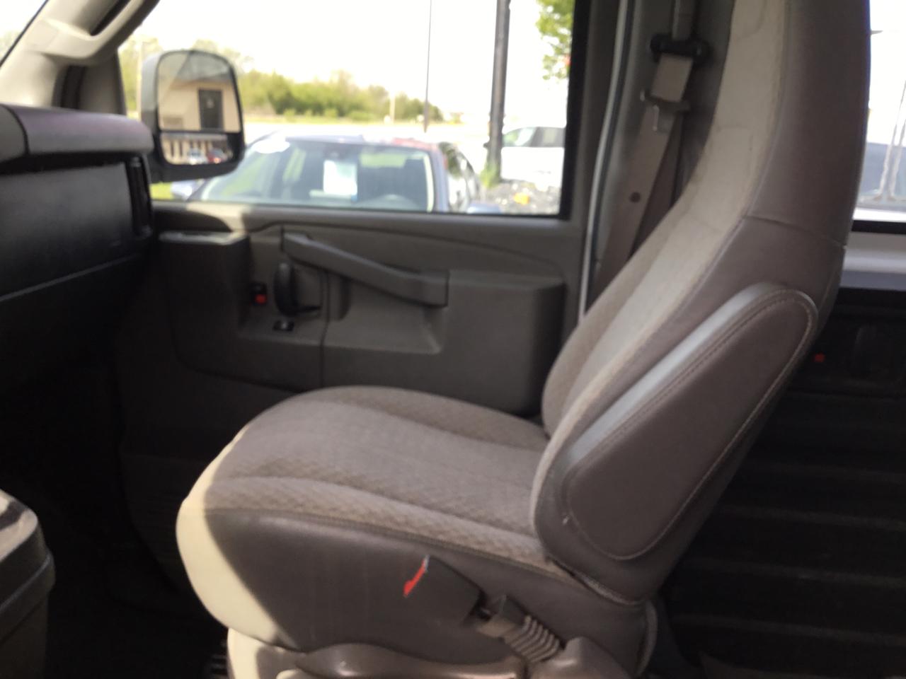 GMC Savana  2017