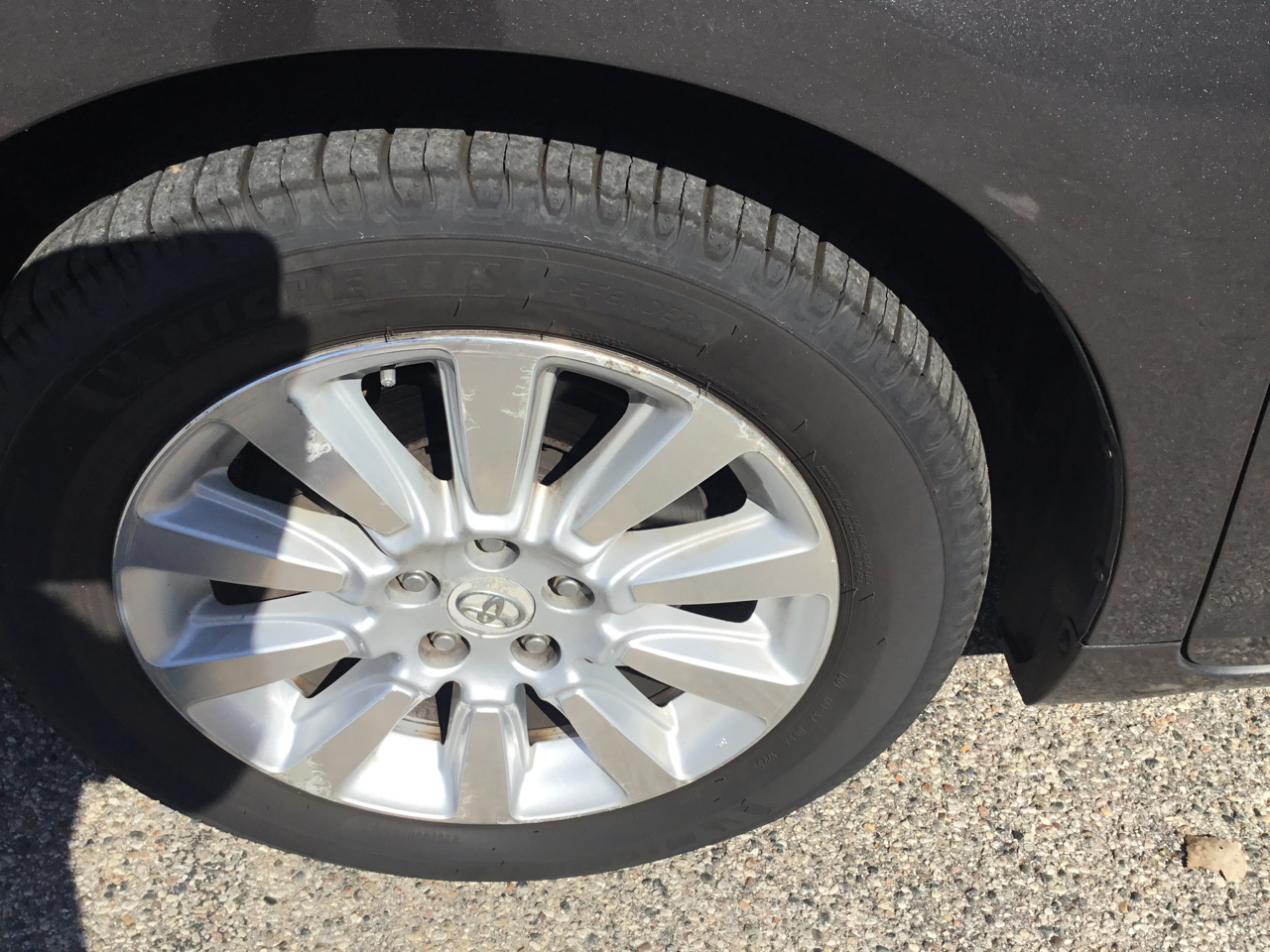2011 Toyota Sienna XLE photo 11