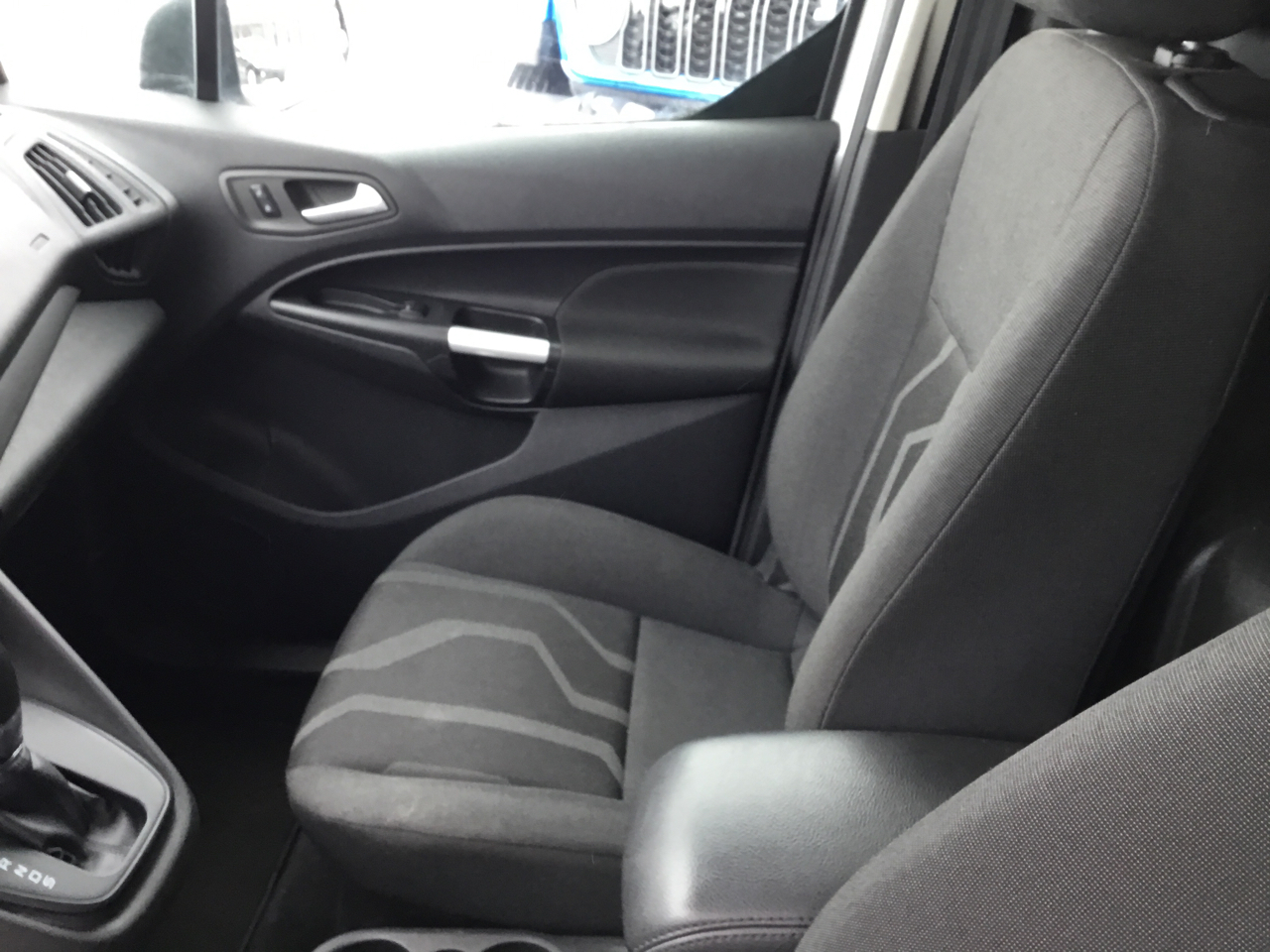 Ford Transit Connect Cargo Van XLT LWB w/Rear Liftgate 2016