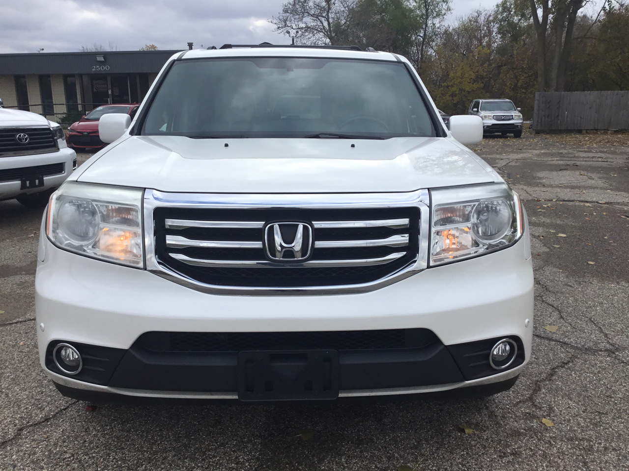 Honda Pilot Touring 4WD 5-Spd AT with DVD 2015