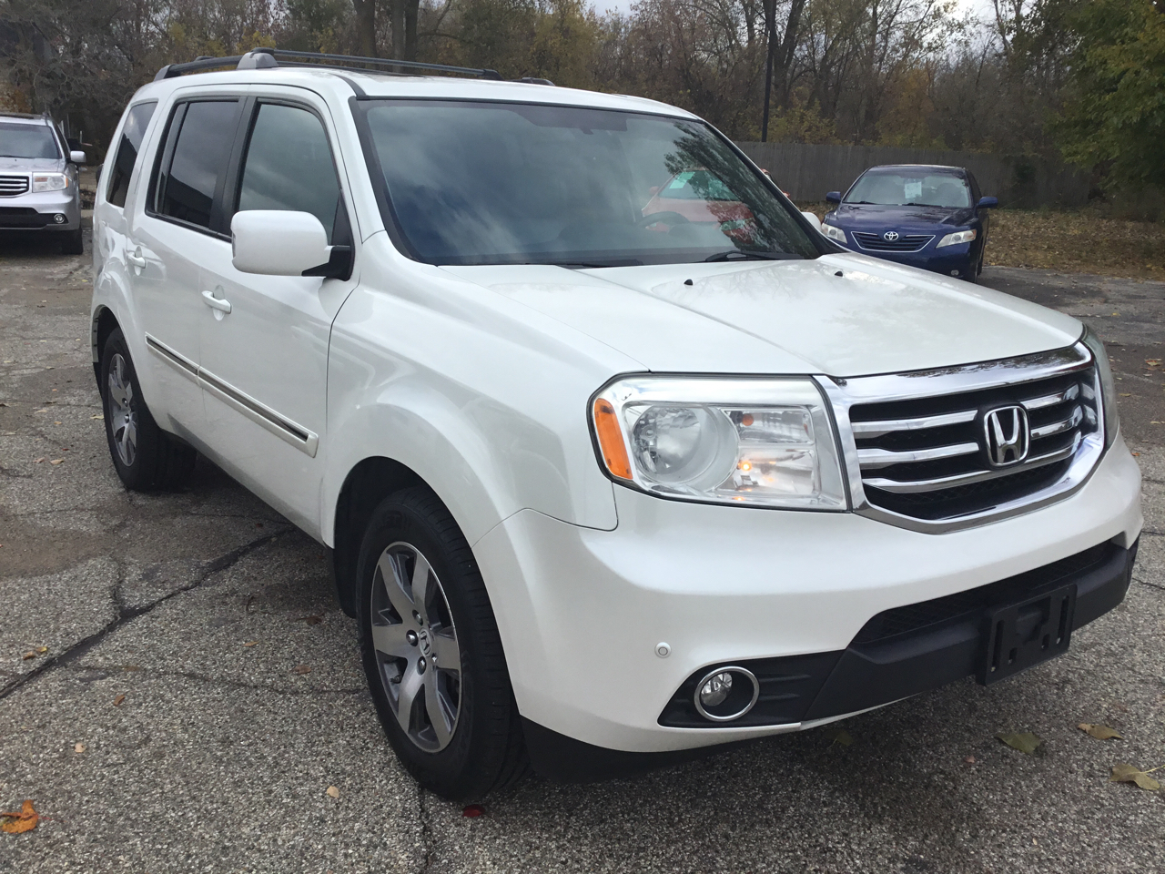 Honda Pilot Touring 4WD 5-Spd AT with DVD 2015