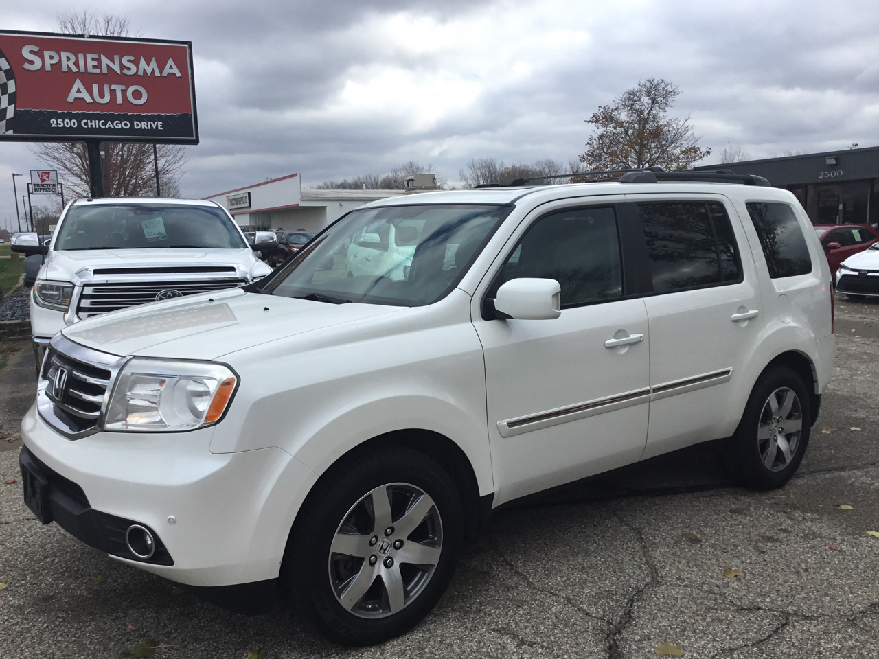 Honda Pilot Touring 4WD 5-Spd AT with DVD 2015
