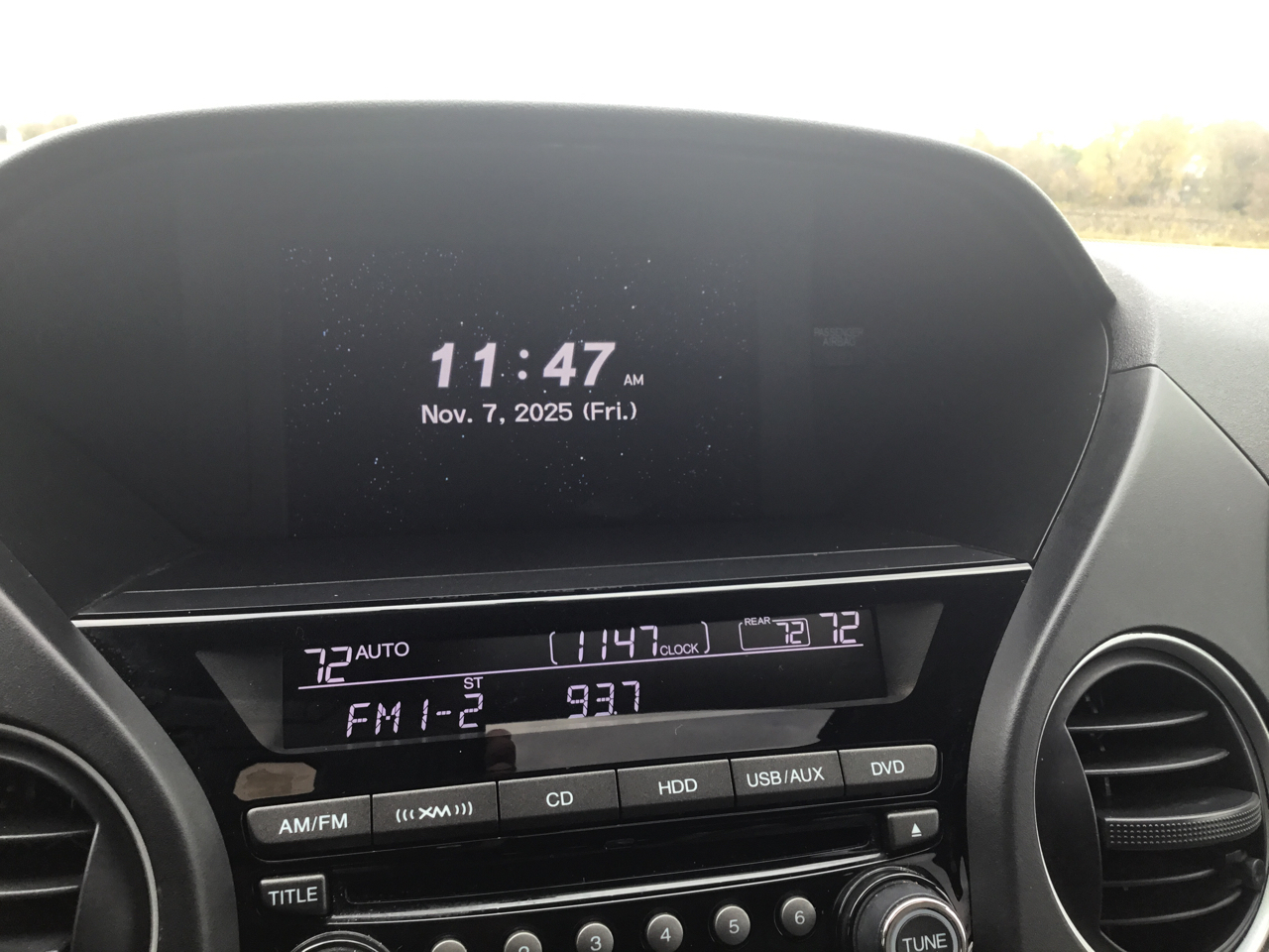 Honda Pilot Touring 4WD 5-Spd AT with DVD 2015