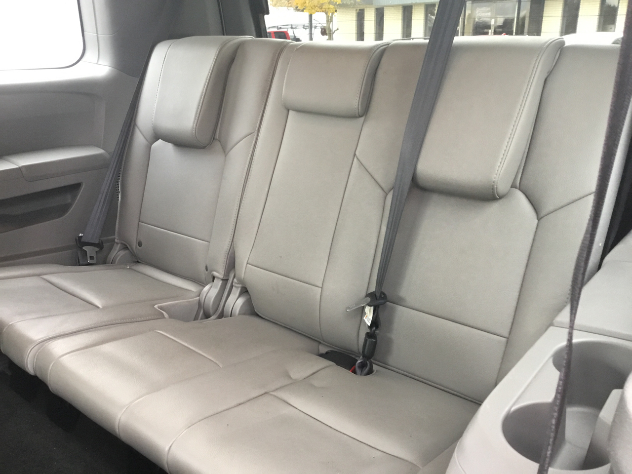 Honda Pilot Touring 4WD 5-Spd AT with DVD 2015