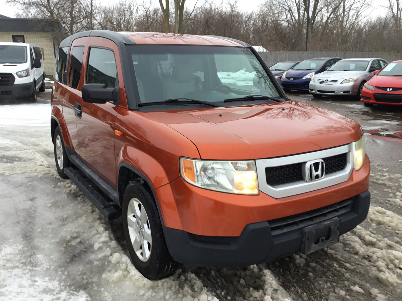 Honda Element EX 4WD AT with Navigation System 2010