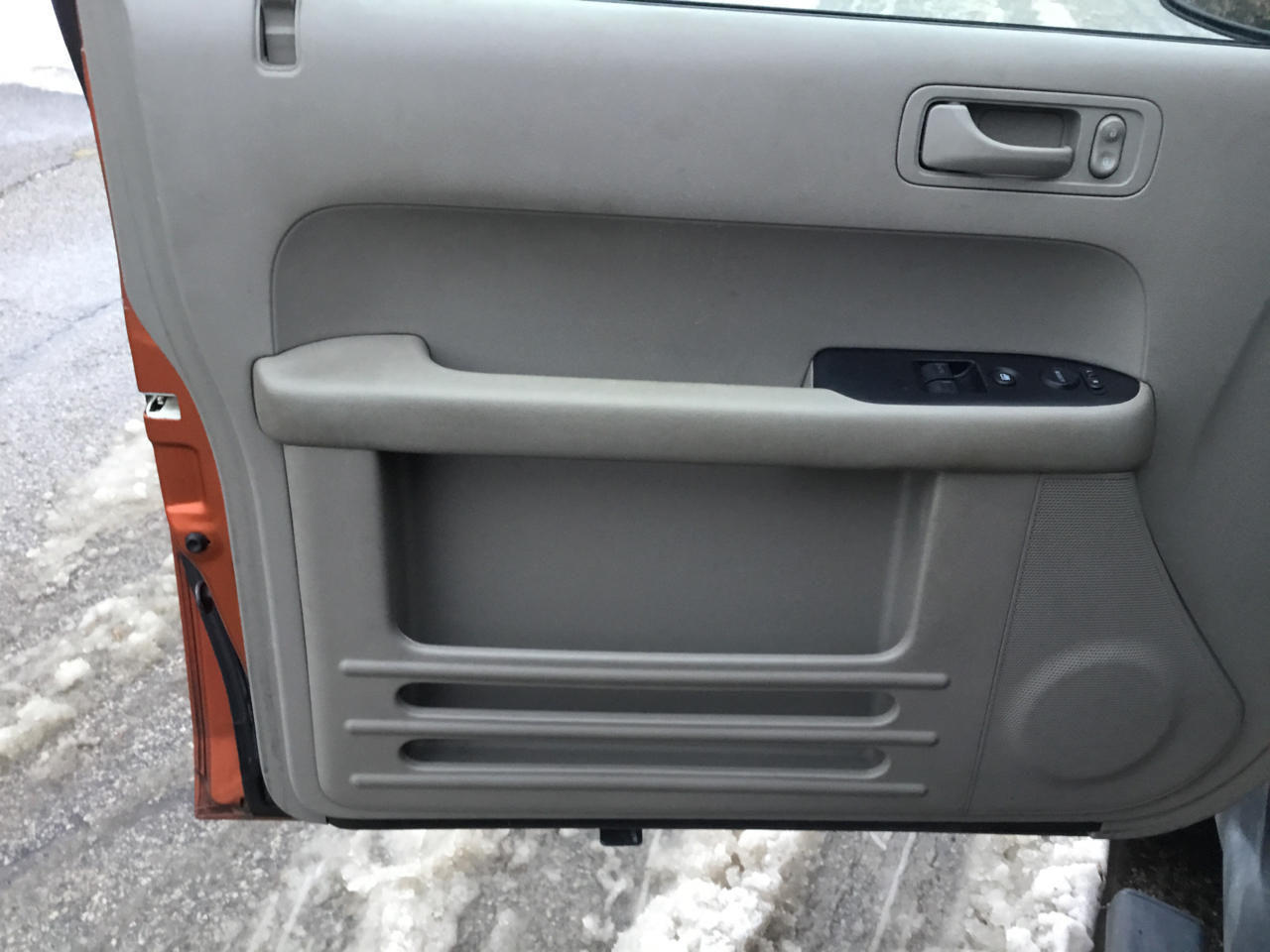 Honda Element EX 4WD AT with Navigation System 2010