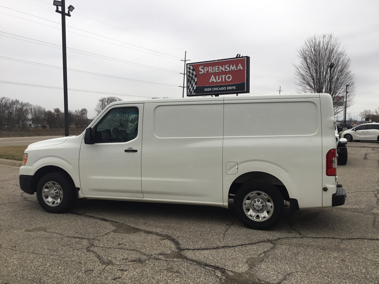 Nissan NV Cargo 1500 SV 2020