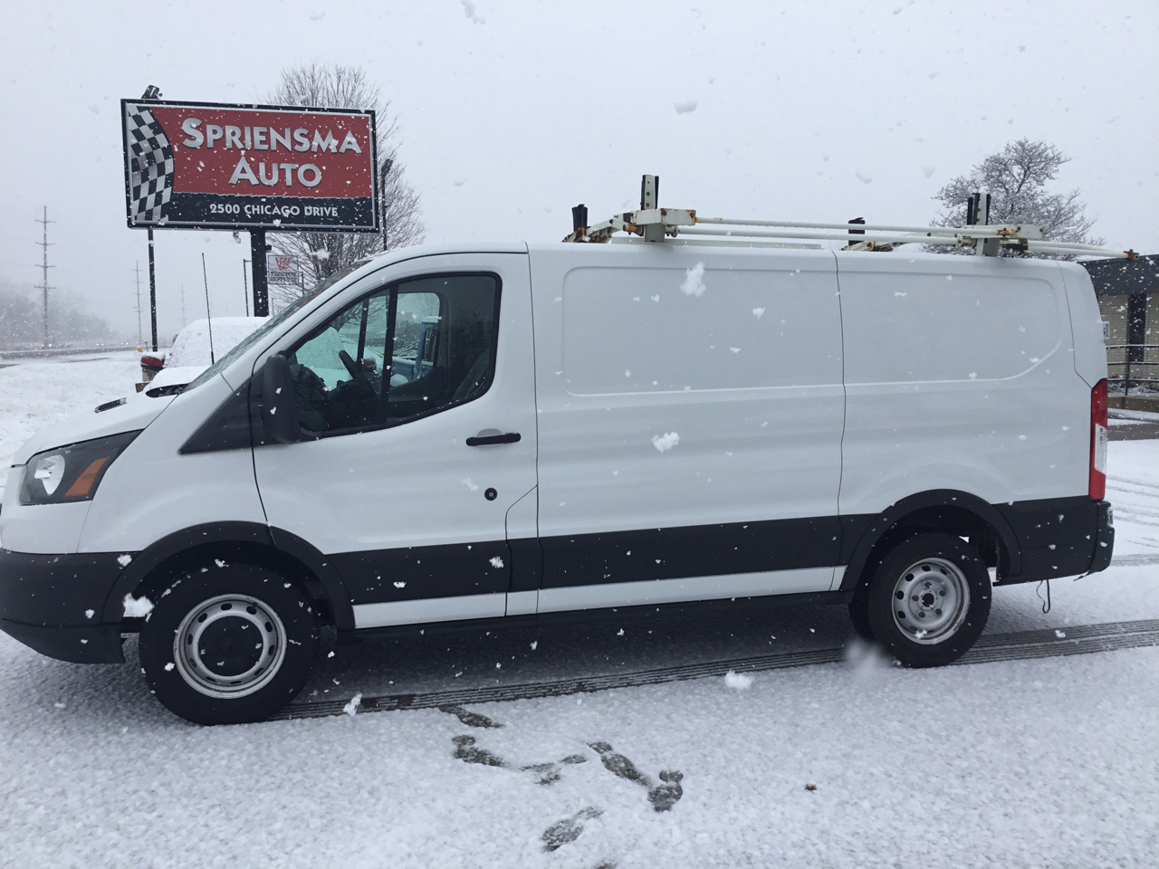 Ford Transit 150 Van Low Roof 60/40 Pass. 130-in. WB 2019