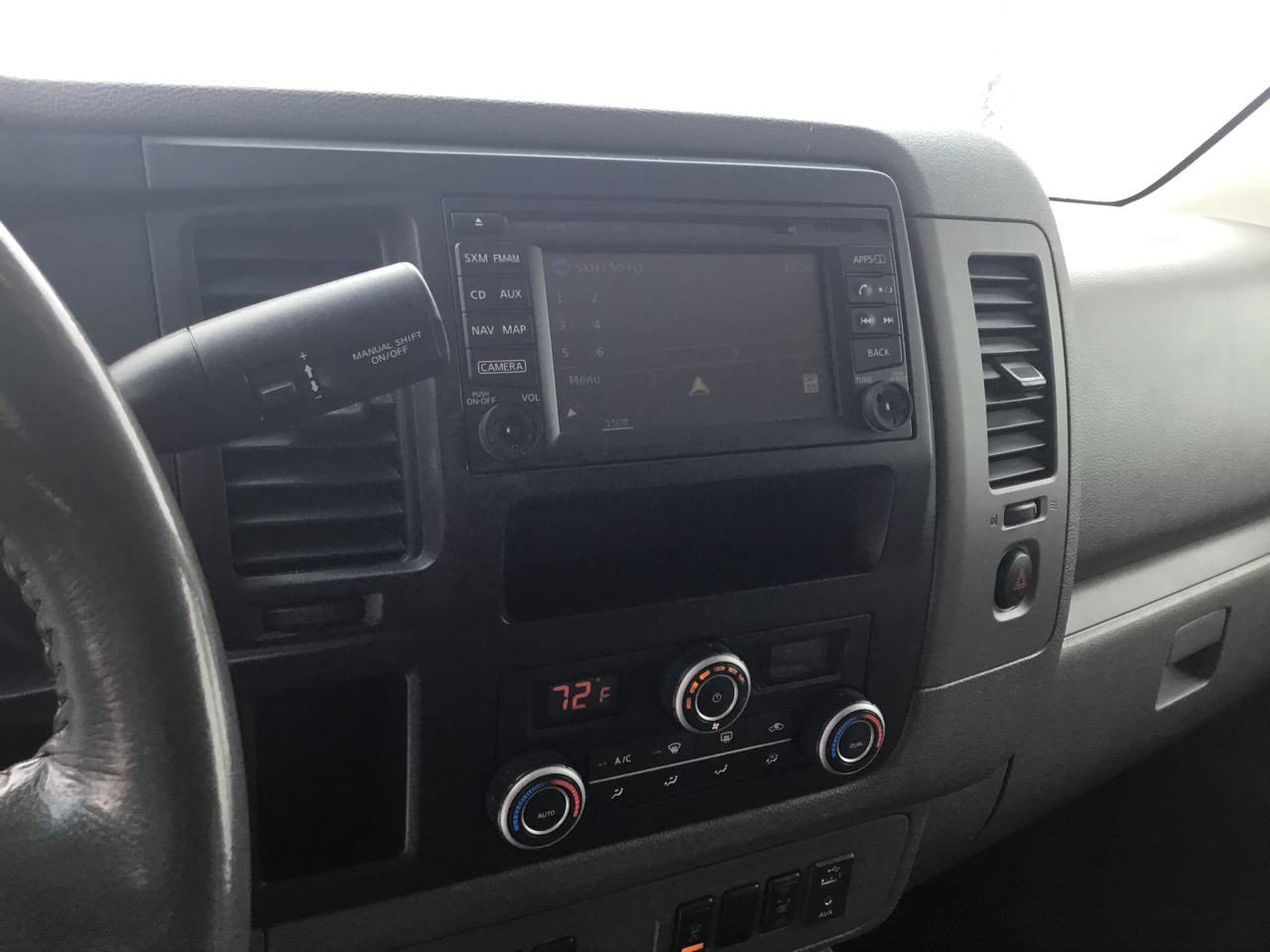 Nissan NV Passenger 3500 S V8 2016