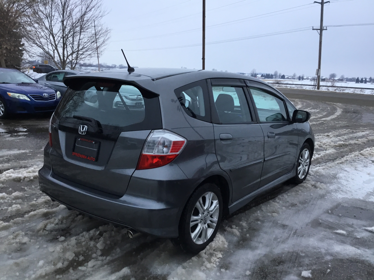 Honda Fit Sport 5-Speed MT 2011