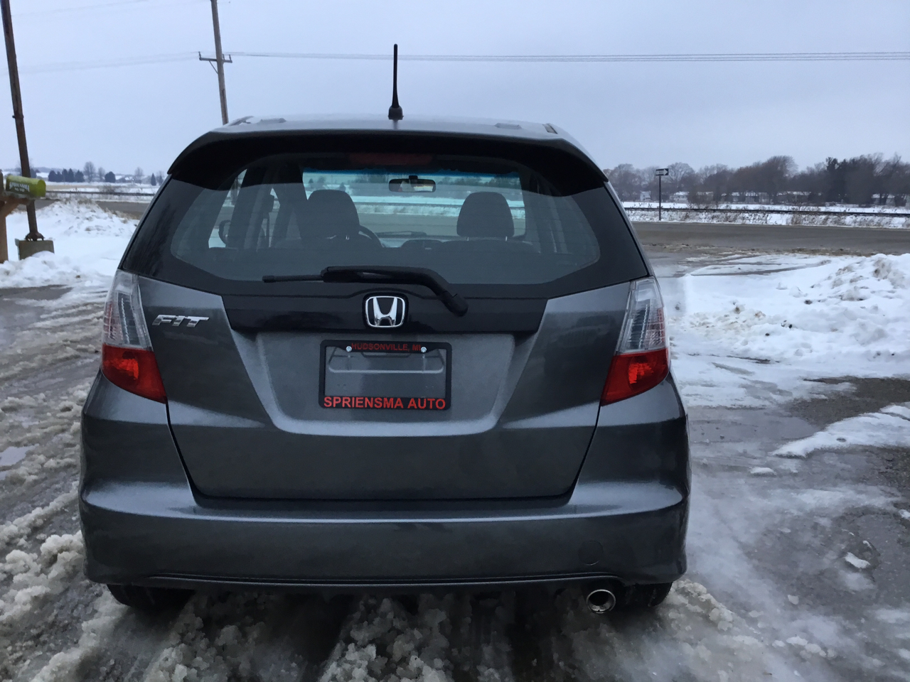 Honda Fit Sport 5-Speed MT 2011