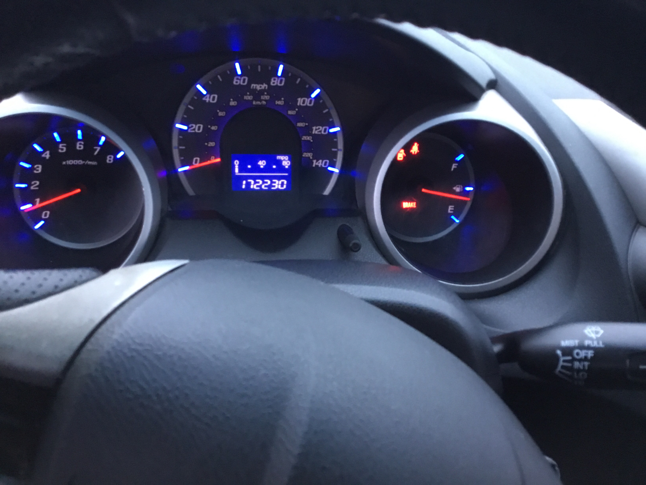 Honda Fit Sport 5-Speed MT 2011