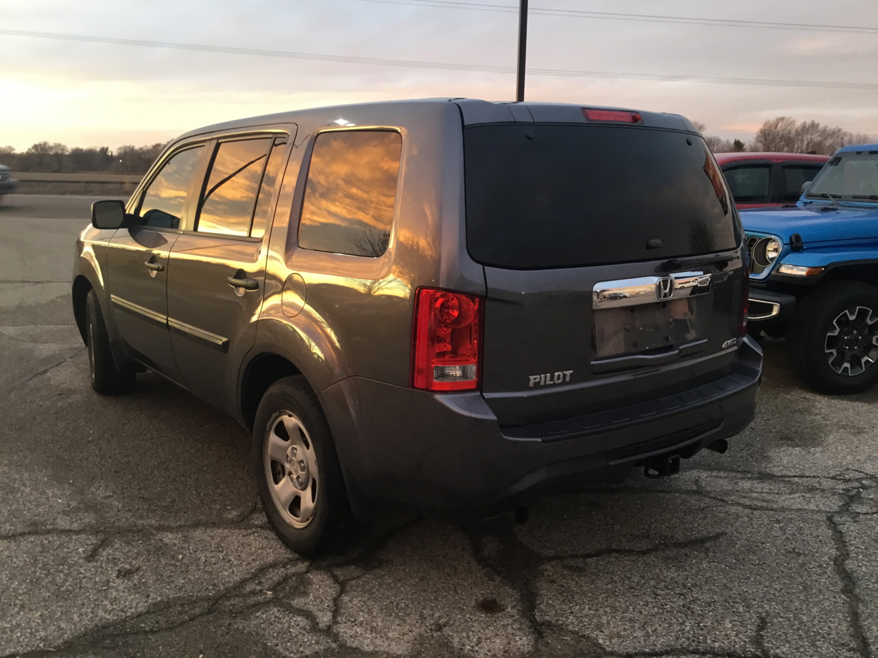 Honda Pilot LX 4WD 5-Spd AT 2015