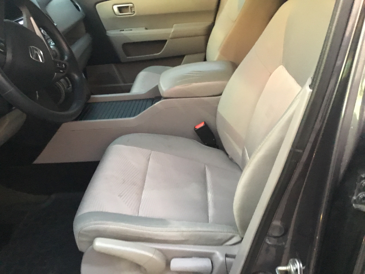 Honda Pilot LX 4WD 5-Spd AT 2015