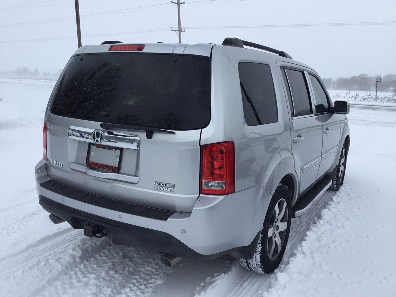 Honda Pilot Touring 4WD 5-Spd AT with DVD 2013