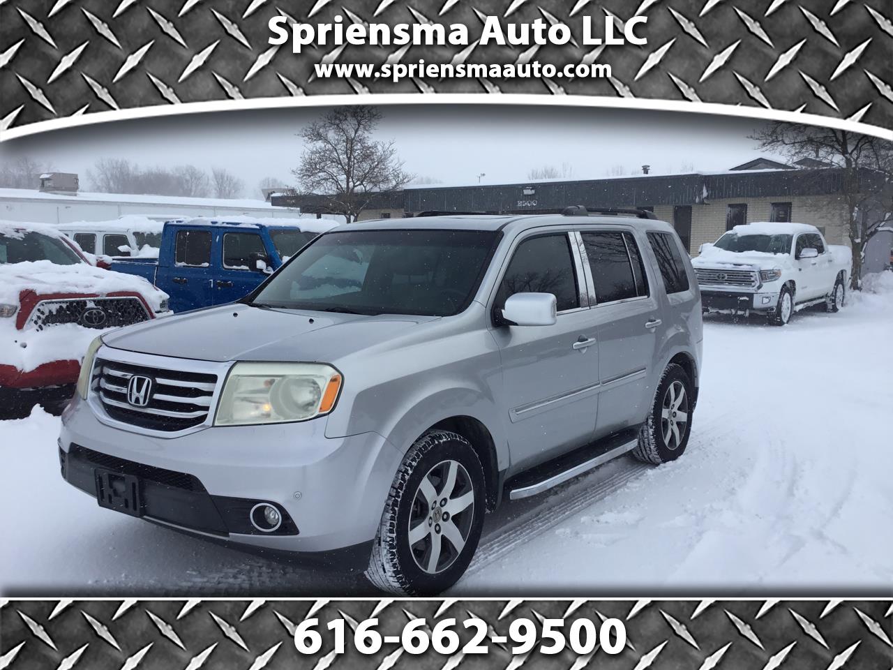 2013 Honda Pilot Touring 4WD 5-Spd AT with DVD