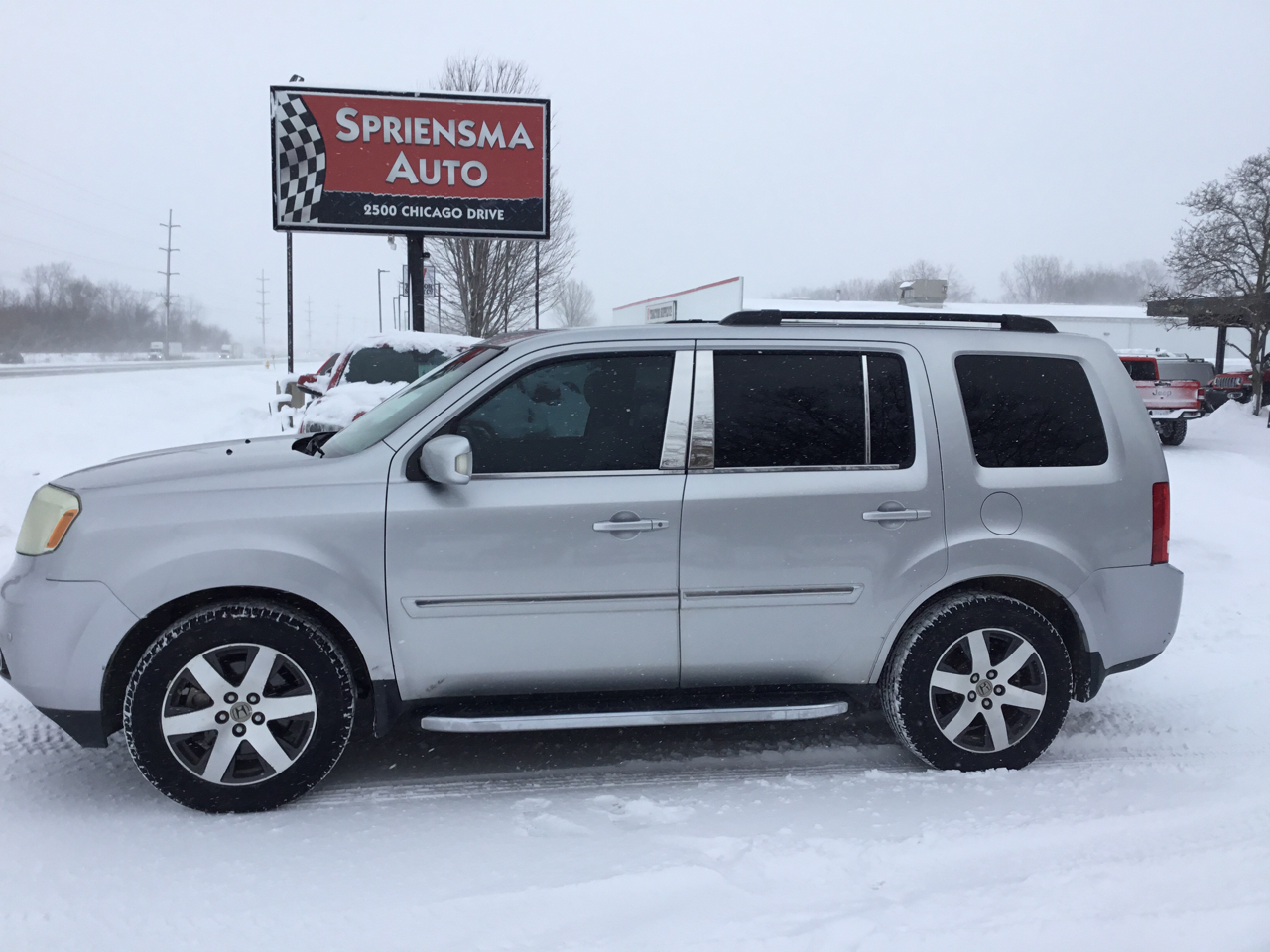 Honda Pilot Touring 4WD 5-Spd AT with DVD 2013