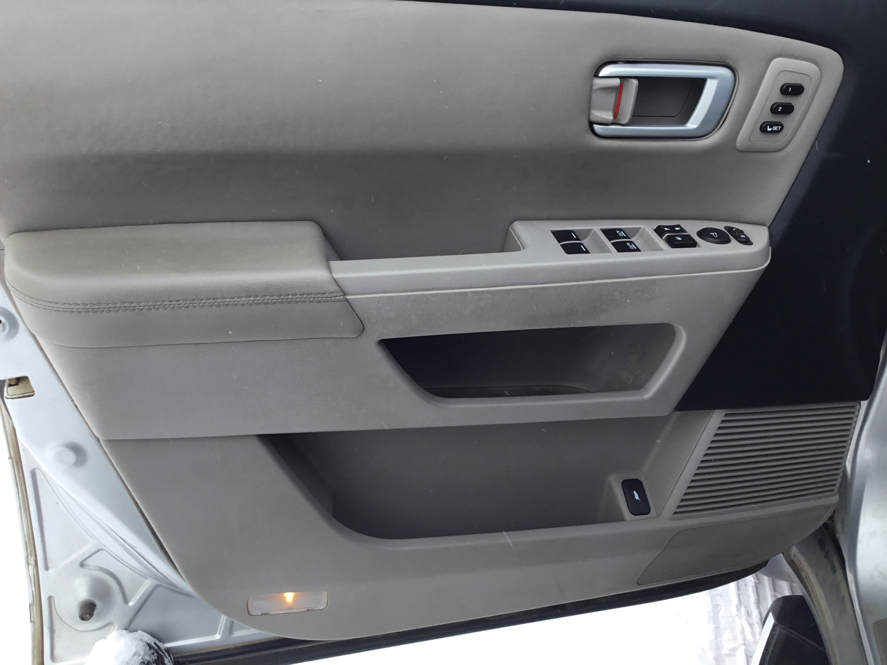 Honda Pilot Touring 4WD 5-Spd AT with DVD 2013