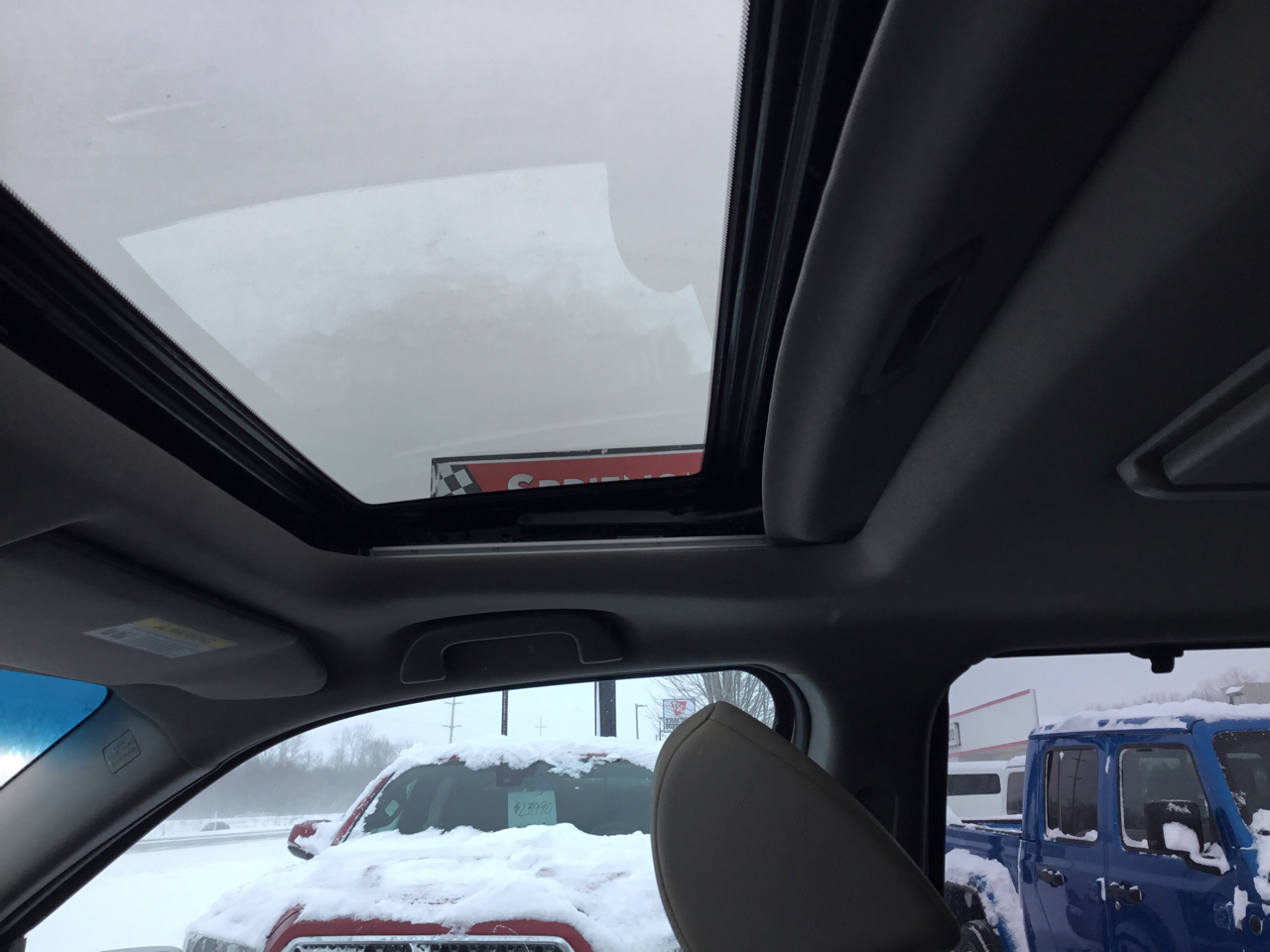 Honda Pilot Touring 4WD 5-Spd AT with DVD 2013