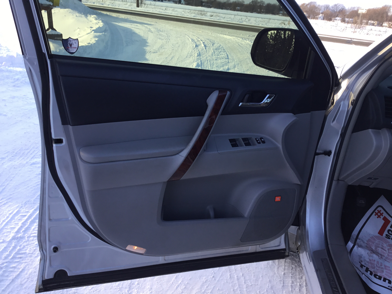 Toyota Highlander Hybrid Limited 4WD 2012