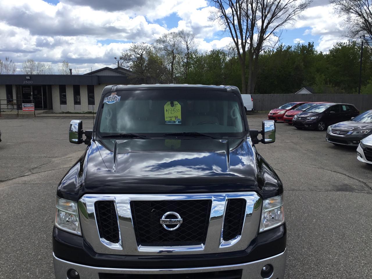 Nissan NV Passenger NV3500 HD SL V8 2018