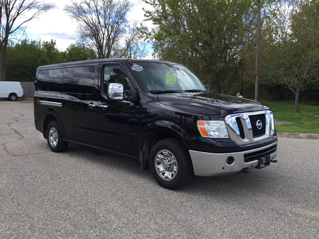 Nissan NV Passenger NV3500 HD SL V8 2018